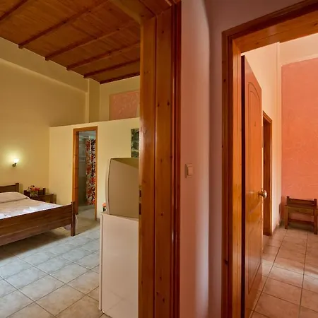 Katerina Traditional Hébergement de vacances *