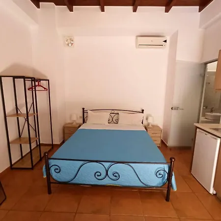 Будинок відпочинку Katerina Traditional *