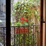 Katerina Traditional La Canea